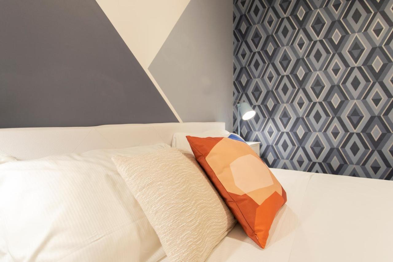 Nina - Tiny Suite In Trastevere Rome Exterior photo