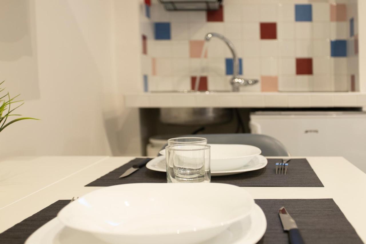 Nina - Tiny Suite In Trastevere Rome Exterior photo